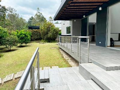 Casa de 4 alcobas en venta en Llanogrande, Rionegro, 410 m² · foto 16 de 18