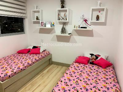 Apartamento de 3 alcobas en venta en La Florida, Medellín, 153 m² · foto 11 de 16