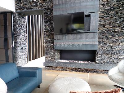 Casa de 3 alcobas en venta en Envigado, Envigado, 388 m² · foto 2 de 19