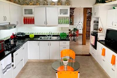 Casa en arriendo en Envigado, Envigado · foto 4 de 15