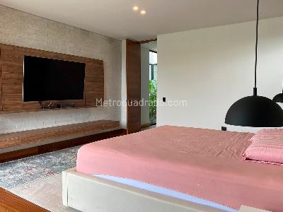 Casa de 5 alcobas en venta en Llanogrande, Rionegro, 800 m² · foto 9 de 18