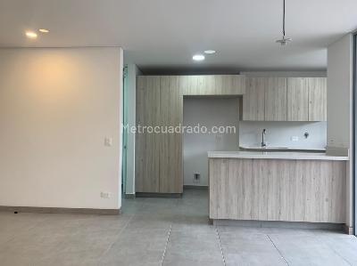 Apartamento de 3 alcobas en venta en Envigado, Envigado, 207 m² · foto 3 de 17