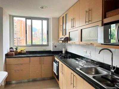 Apartamento de 3 alcobas en venta en El Poblado, Medellín, 154 m² · foto 7 de 17