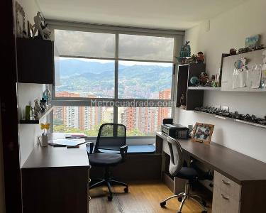 Apartamento de 3 alcobas en venta en El Poblado, Medellín, 154 m² · foto 9 de 17