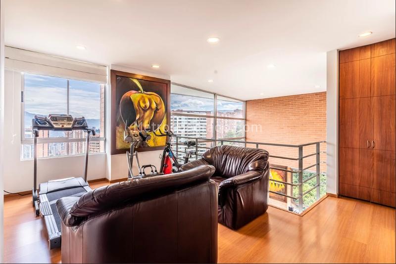 Cozy 2BR Apartment in El Poblado - 9