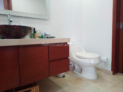 Casa de 3 alcobas en venta en El Poblado, Medellín, 280 m² · foto 15 de 17