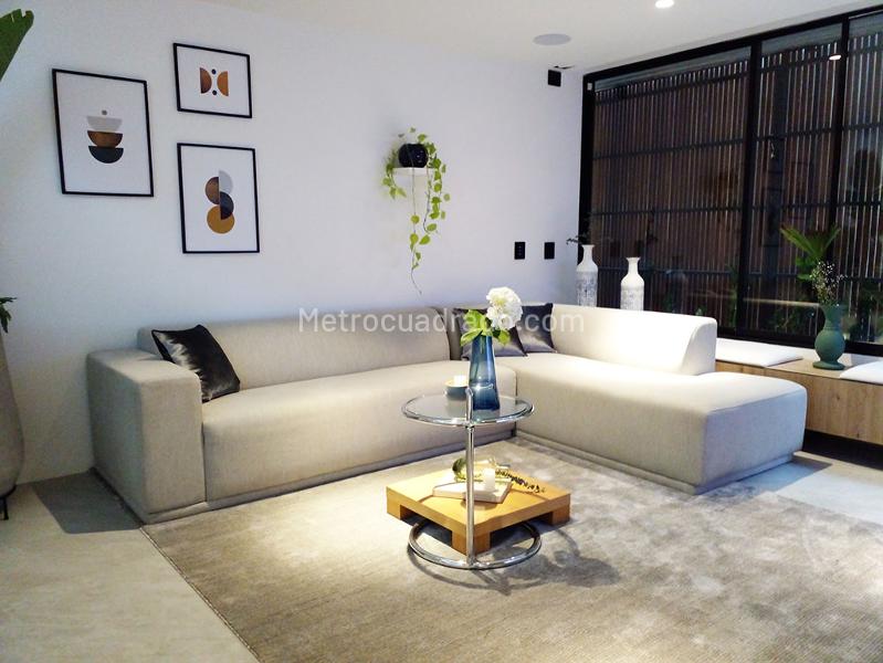 Casa Amplia de 4 Alcobas con Piscina en El Poblado - 6