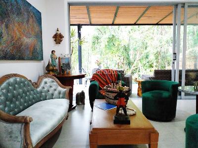 Casa de 3 alcobas en venta en Envigado, Envigado, 212 m² · foto 2 de 18