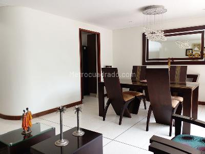 Casa de 3 alcobas en venta en Envigado, Envigado, 169 m² · foto 3 de 20