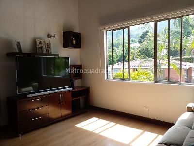 Casa de 3 alcobas en venta en Envigado, Envigado, 169 m² · foto 9 de 20
