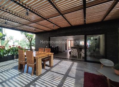 Casa de 3 alcobas en venta en El Poblado, Medellín, 186 m² · foto 13 de 15