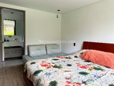 Casa de 4 alcobas en venta en Envigado, Envigado, 520 m² · foto 10 de 18