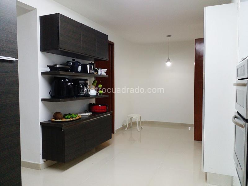 Furnished 3BR House in El Poblado - 6