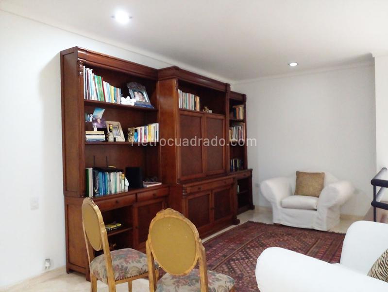 Furnished 3BR House in El Poblado - 9