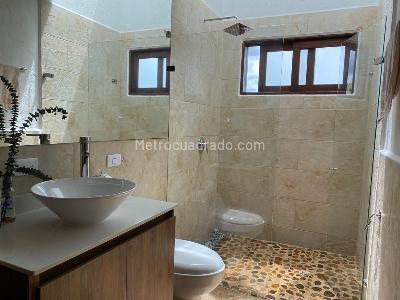 Casa de 3 alcobas en venta en Rionegro, Rionegro, 354 m² · foto 10 de 16