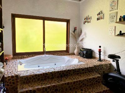 Casa de 3 alcobas en venta en Rionegro, Rionegro, 354 m² · foto 11 de 16
