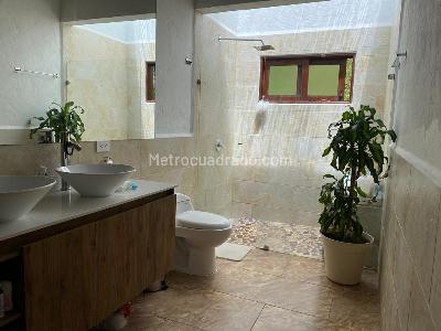 Casa de 3 alcobas en venta en Rionegro, Rionegro, 354 m² · foto 12 de 16