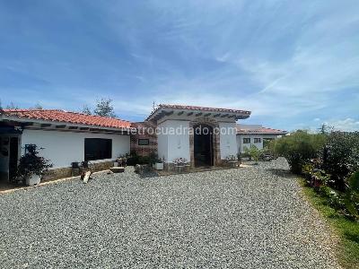 Casa de 3 alcobas en venta en Rionegro, Rionegro, 354 m² · foto 16 de 16