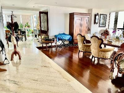 Apartamento de 4 alcobas en venta en El Poblado, Medellín, 270 m² · foto 2 de 20
