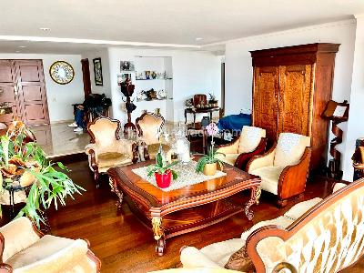 Apartamento de 4 alcobas en venta en El Poblado, Medellín, 270 m² · foto 4 de 20