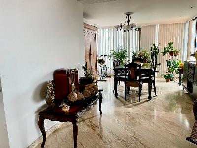 Apartamento de 4 alcobas en venta en El Poblado, Medellín, 270 m² · foto 8 de 20