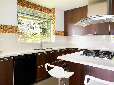 Casa de 3 alcobas en venta en Envigado, Envigado, 310 m² · foto 5 de 20