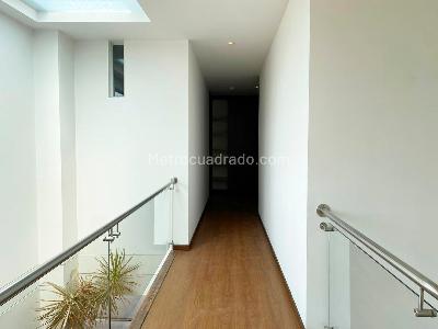 Casa de 3 alcobas en venta en Envigado, Envigado, 310 m² · foto 9 de 20