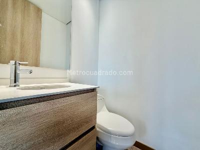 Apartaestudio en arriendo en El Poblado, Medellín · foto 12 de 14
