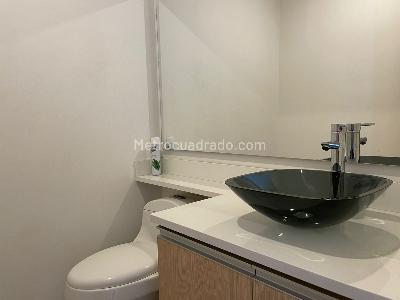 Apartamento de 3 alcobas en venta en Castropol, Medellín, 137 m² · foto 14 de 15