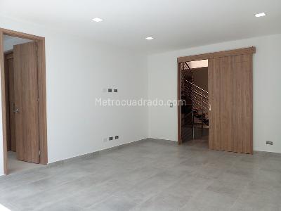Casa de 3 alcobas en venta en Envigado, Envigado, 248 m² · foto 13 de 18