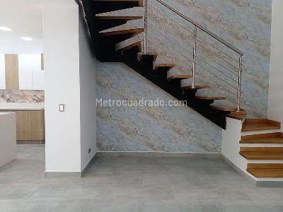 Casa de 3 alcobas en venta en Envigado, Envigado, 248 m² · foto 4 de 18