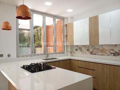 Casa de 3 alcobas en venta en Envigado, Envigado, 248 m² · foto 6 de 18