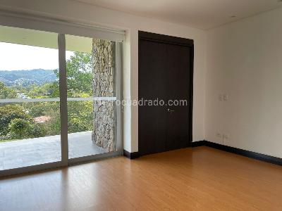 Casa de 3 alcobas en venta en Rionegro, Rionegro, 450 m² · foto 12 de 17