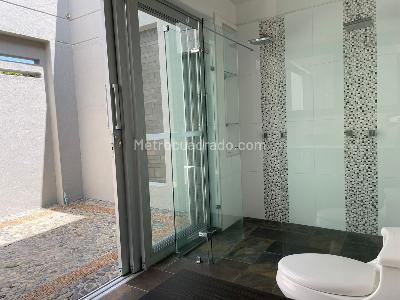 Casa de 3 alcobas en venta en Rionegro, Rionegro, 450 m² · foto 14 de 17