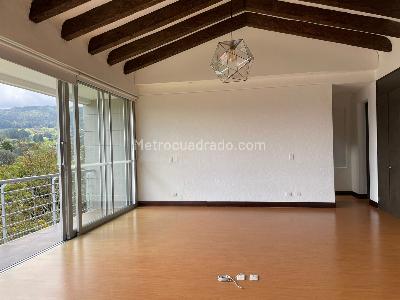 Casa de 3 alcobas en venta en Rionegro, Rionegro, 450 m² · foto 8 de 17