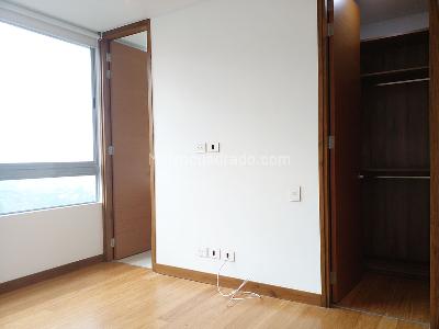 Apartamento de 3 alcobas en venta en El Poblado, Medellín, 268 m² · foto 13 de 19