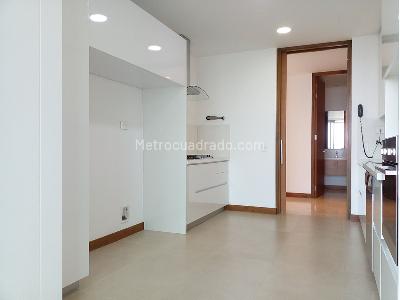 Apartamento de 3 alcobas en venta en El Poblado, Medellín, 268 m² · foto 6 de 19