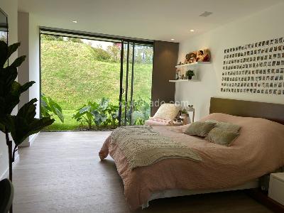 Casa de 4 alcobas en venta en Envigado, Envigado, 623 m² · foto 10 de 19