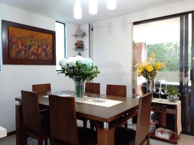 Casa de 3 alcobas en venta en Envigado, Envigado, 215 m² · foto 4 de 20