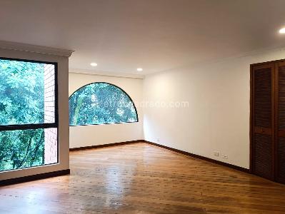 Apartamento de 3 alcobas en venta en El Poblado, Medellín, 241 m² · foto 13 de 20