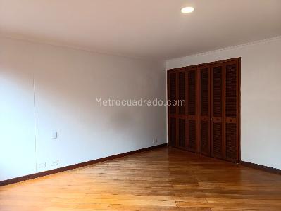 Apartamento de 3 alcobas en venta en El Poblado, Medellín, 241 m² · foto 16 de 20