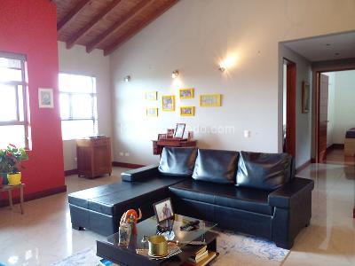 Casa de 3 alcobas en venta en Envigado, Envigado, 381 m² · foto 11 de 20