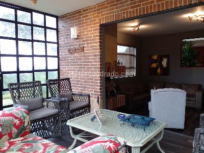 Casa de 3 alcobas en venta en Envigado, Envigado, 381 m² · foto 4 de 20