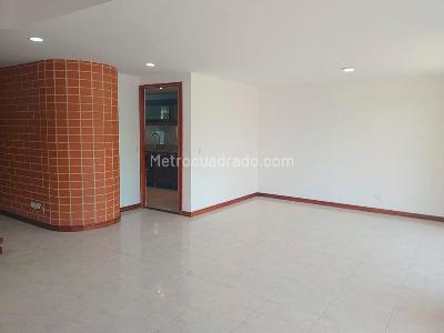 Casa de 4 alcobas en venta en Envigado, Envigado, 264 m² · foto 4 de 20