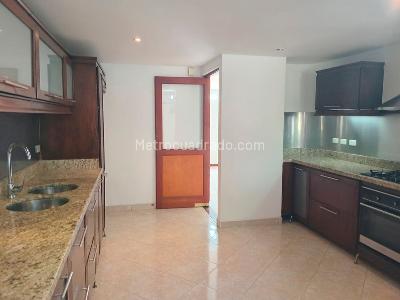 Casa de 4 alcobas en venta en Envigado, Envigado, 264 m² · foto 5 de 20