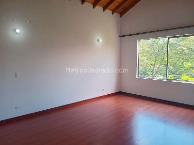 Casa de 4 alcobas en venta en Envigado, Envigado, 264 m² · foto 10 de 20