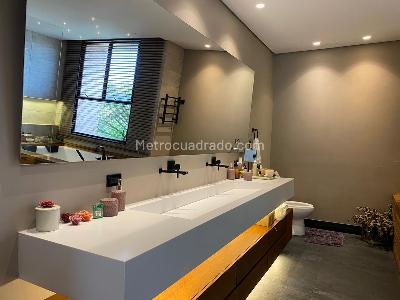 Casa de 4 alcobas en venta en Envigado, Envigado, 498 m² · foto 15 de 19