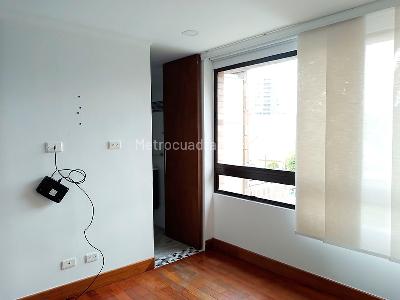Casa de 5 alcobas en venta en El Poblado, Medellín, 381 m² · foto 10 de 19