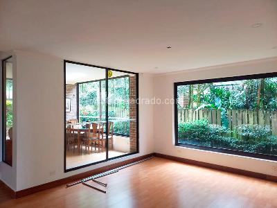 Casa de 5 alcobas en venta en El Poblado, Medellín, 381 m² · foto 3 de 19