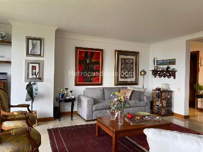 Apartamento de 3 alcobas en venta en El Poblado, Medellín, 167 m² · foto 4 de 20